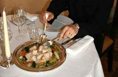 Traiteur : Combien coûte un repas de mariage ?  🍽️ - 1