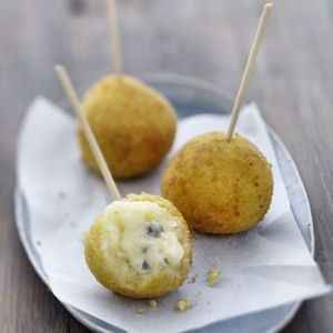 Cromesquis de courgette, parmesan et herbes de provences