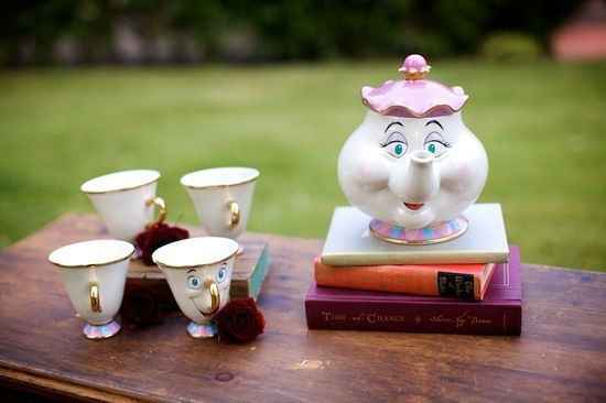 Service Mme Samovar et Zip