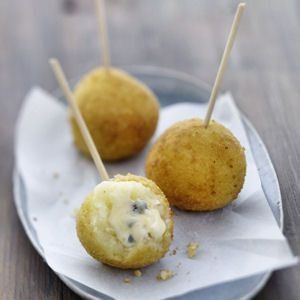 Cromesquis de courgette, parmesan et herbes de provences