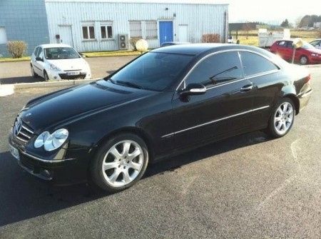 la voiture pour la mariee