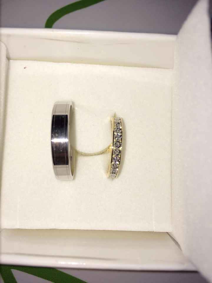 Portez-vous toujours votre bague de fiançailles après le mariage ? - 1