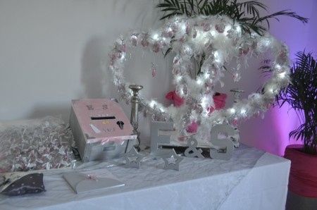Le coin Dragées, Livre d'or et Tirelire