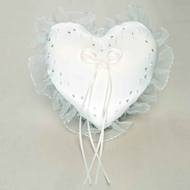 Coussin alliances coeur, strass et dentelle