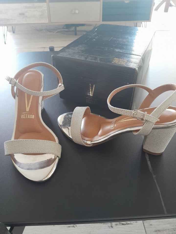 Chaussure transparente " plastique " - 1