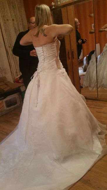 Que celles qui ont trouvé the robe lèvent la main !!! - 1
