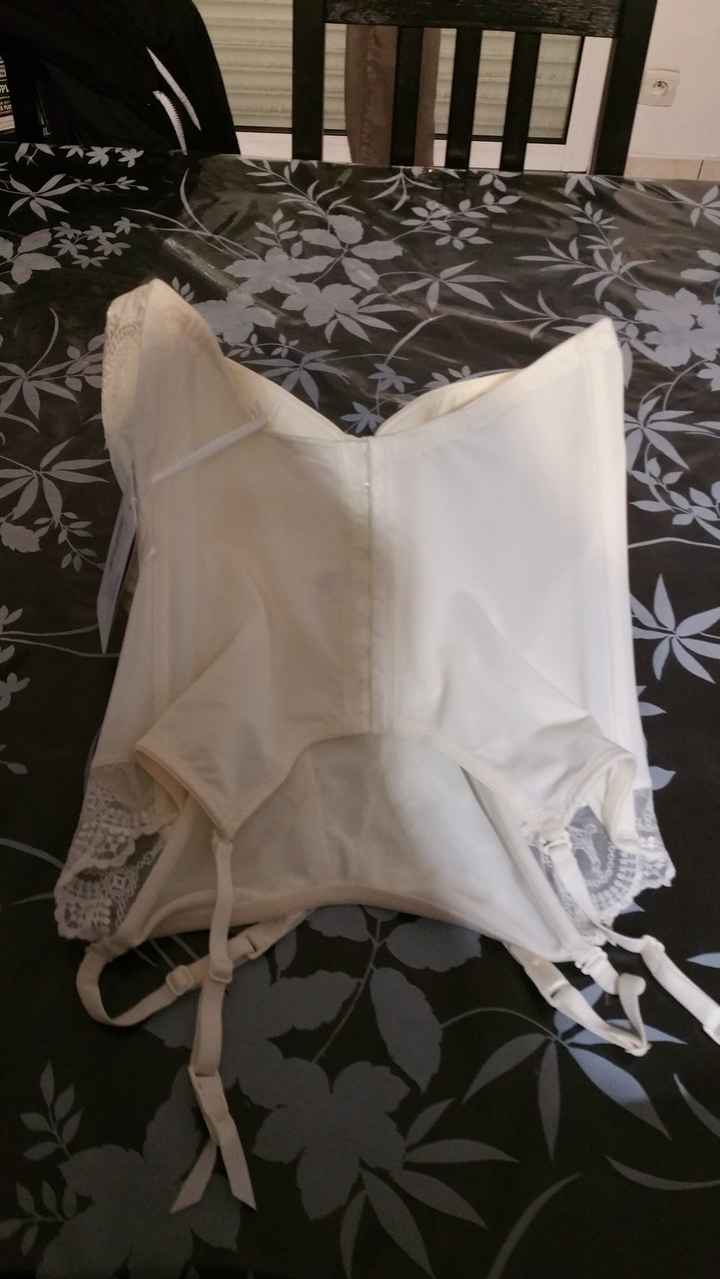 Sous vêtements de mariées - 1