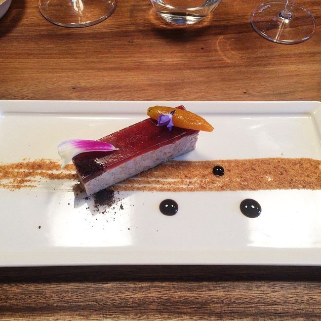 Entrée foie-gras et cassis