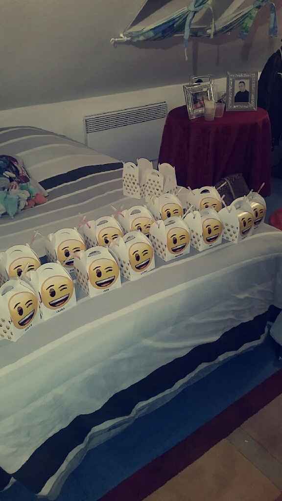 Et la table pour les enfants..... 😆😎🤓😛😍 - 1