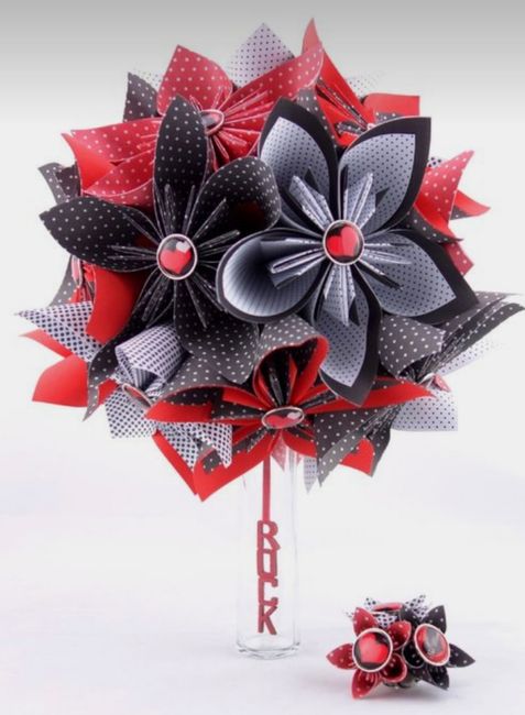 Joli bouquet Rock en rouge et noir. 1