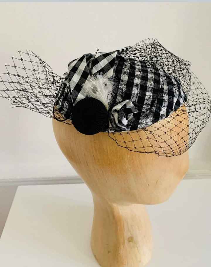 1Er rendez-vous avec la modiste-chapelière 👒 - 3