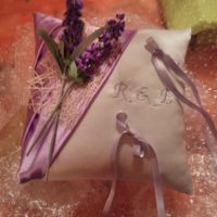 Coussin d'alliances et bijoux pour le mariage  - 2