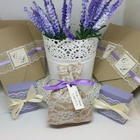 faire part-boite cadeau invité- et pochon a dragées.