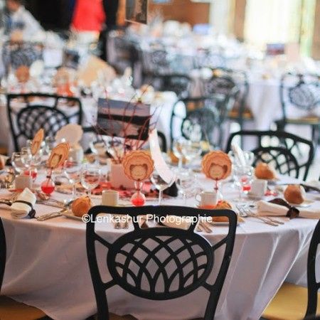 Déco table corail marron et ivoire