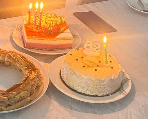 Présentoir à gâteau monté 🙂 - 1