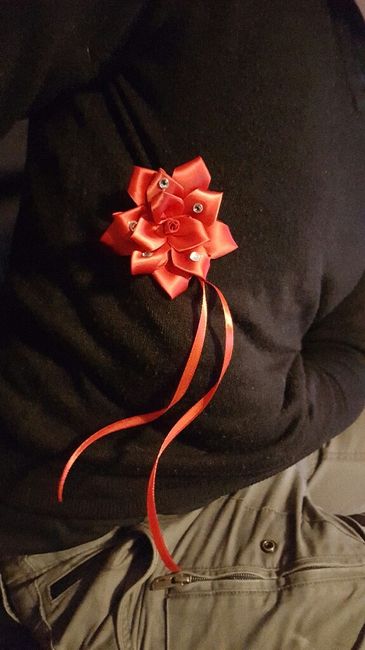 Ou trouver broche fleur fille - 1