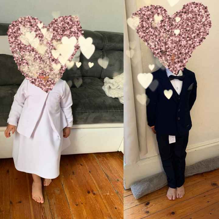 Mon porteur d’alliance et gloser girl sont prêts. - 1