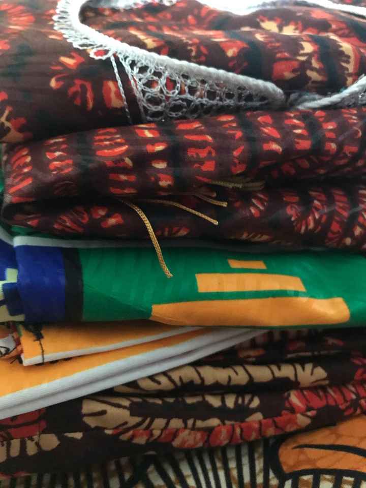 Retour du pays : pagne et papiers Administratifs ! - 1