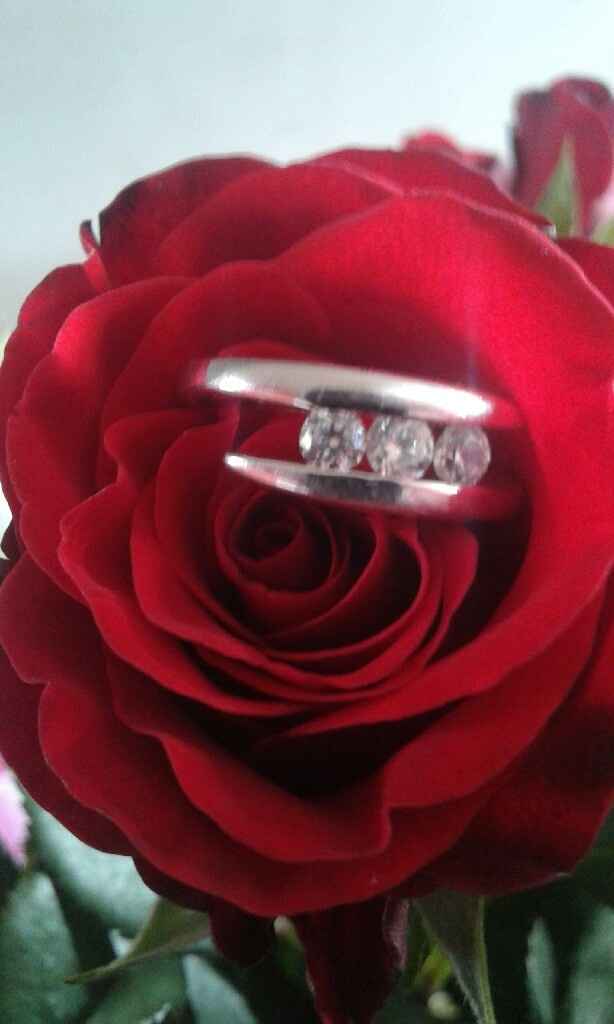 Avez-vous publié une photo de votre bague de fiançailles ? - 1