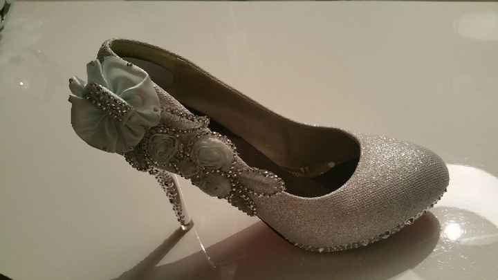 Chaussure aie bobo help me - 1