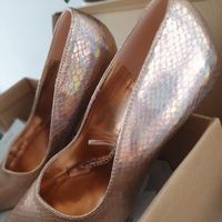 Les chaussures : Blanc, nude ou colorées ? - 1