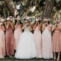 La tenue des invités : blanc, nude ou coloré ? - 1