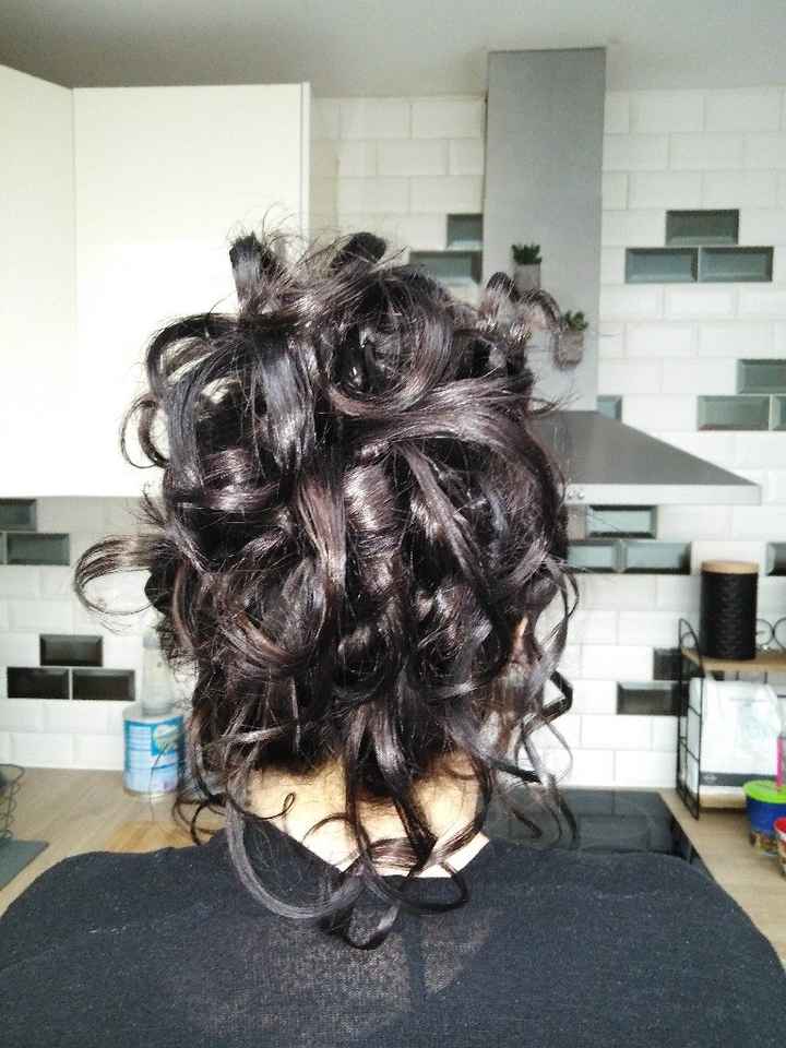 Première retouche et coiffure - 4