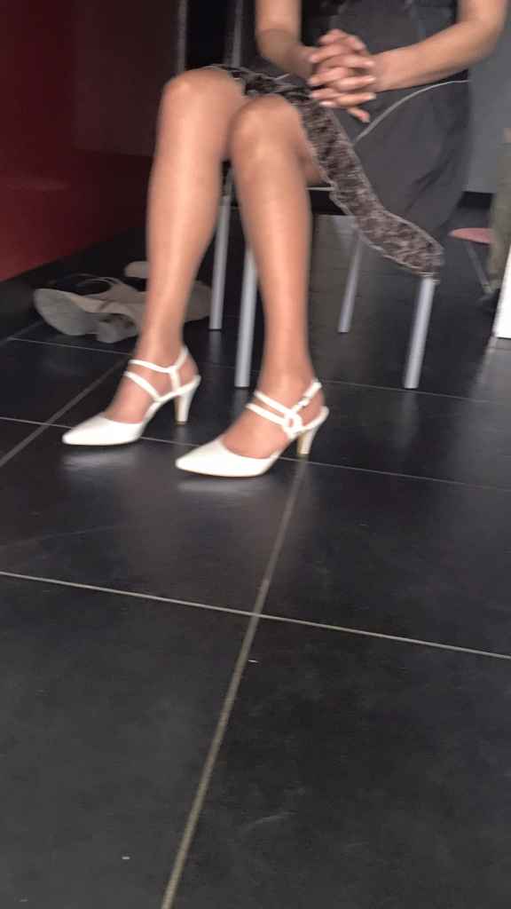 Enfin mes chaussures - 1