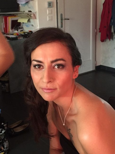 Essayer coiffure et maquillage - 2