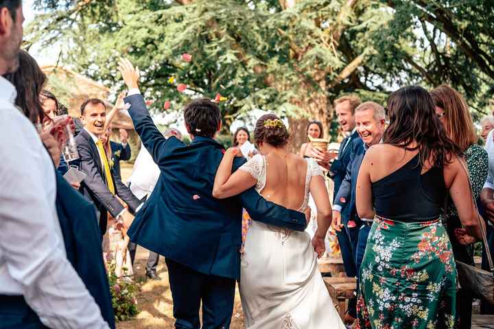 Fin de la cérémonie laïque !