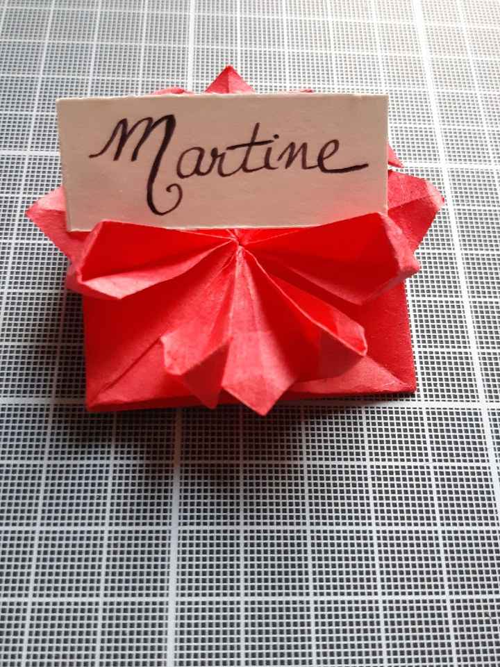 Décoration : porte-nom en origami - 1