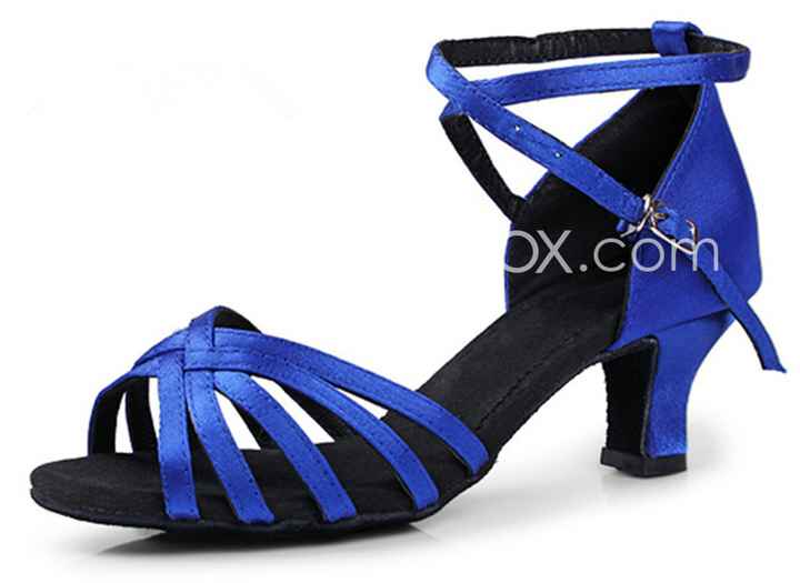 Chaussure danse latine