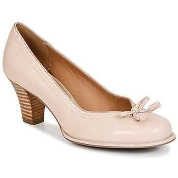 Modèle d'escarpins clarks