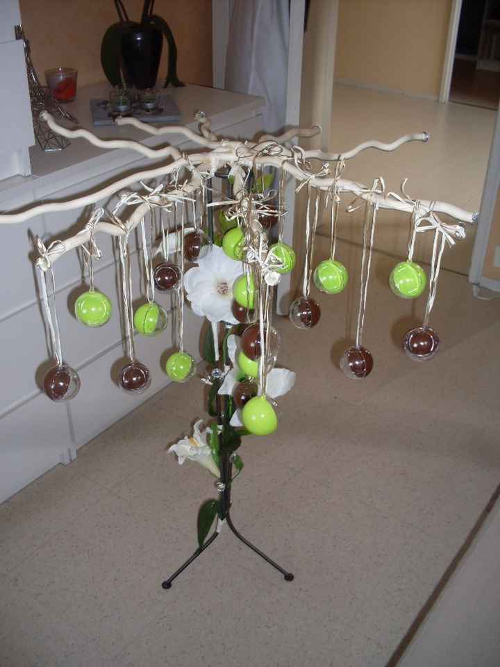 notre arbre a dragées pour les invités au V honneur