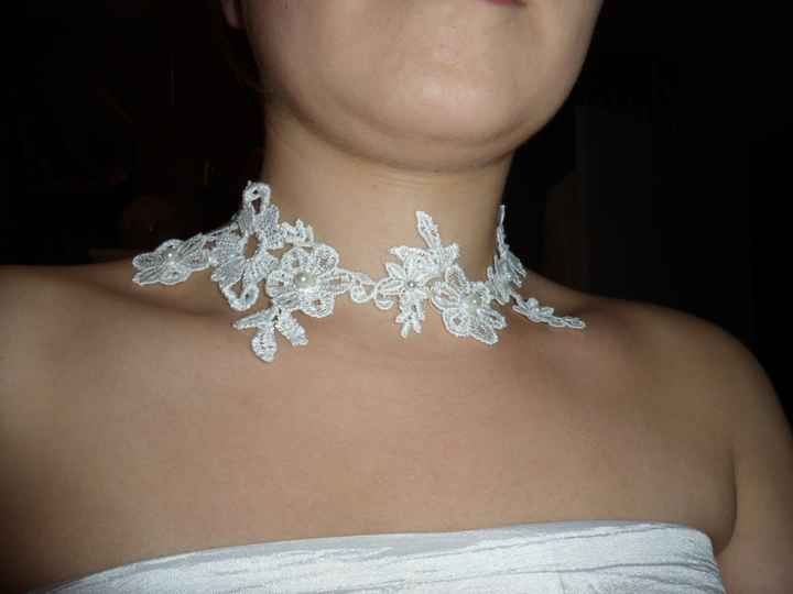 collier dentelle