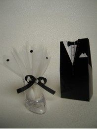 Boite a dragées originale pour mariage en noir et blanc - thème cendrillon