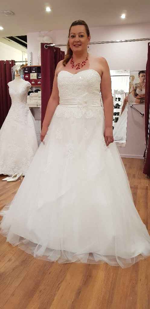 Essai coiffure maquillage et robe - 1