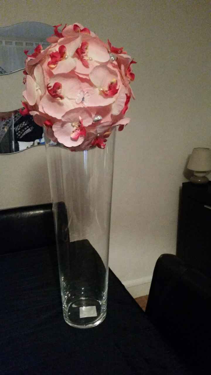 Boule d'orchidées avec le vase - 1