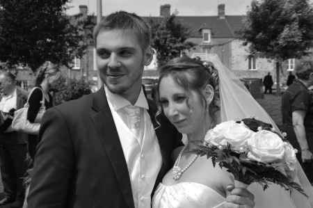 Nous à la sortie de la mairie