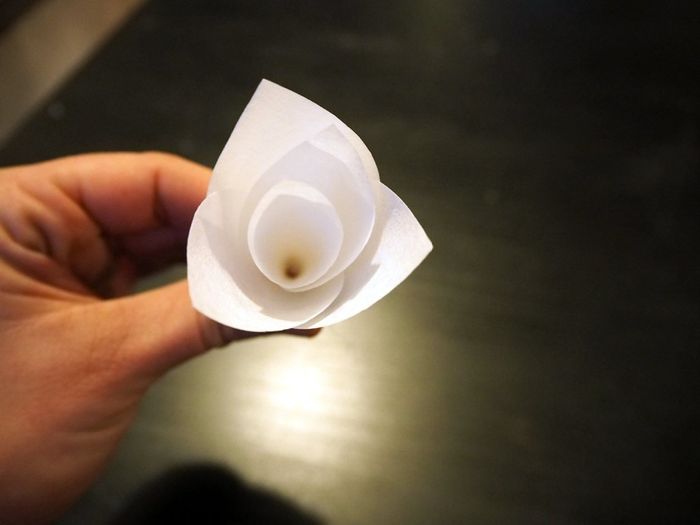 Tuto grosse fleur blanche 4