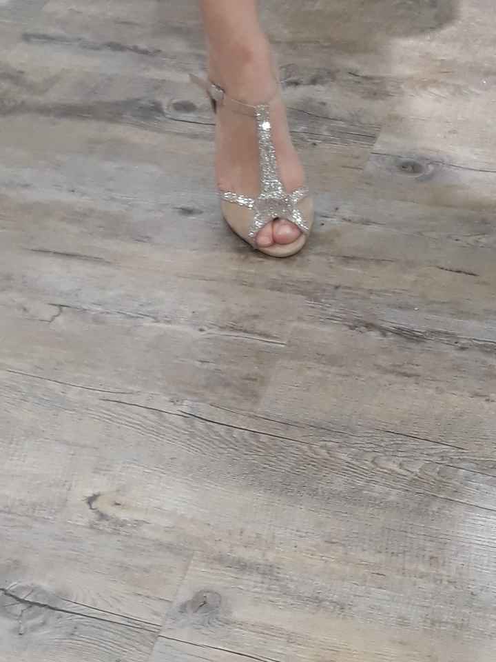 Chaussures - 1