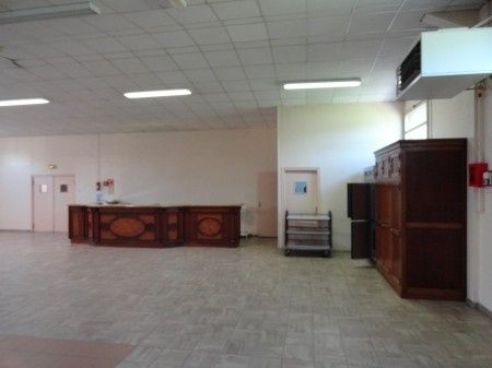 Le bar de la salle