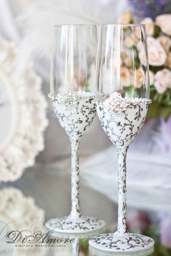 Coupes de champagne des mariés. - 8