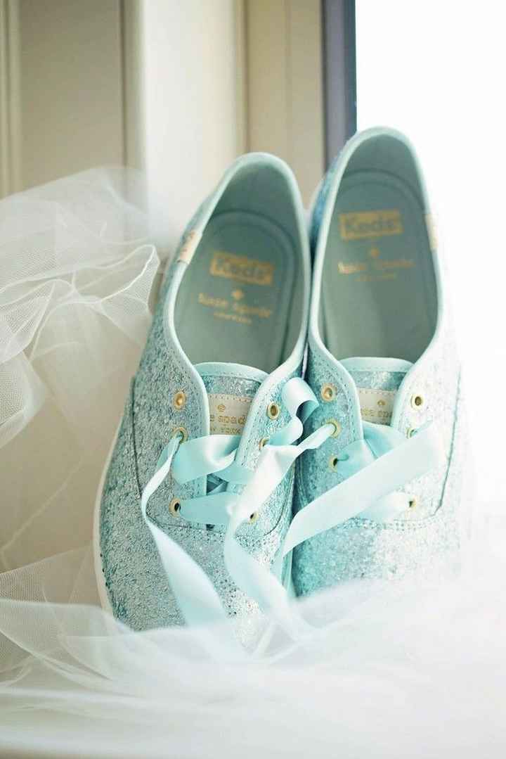 Bleues a paillettes
