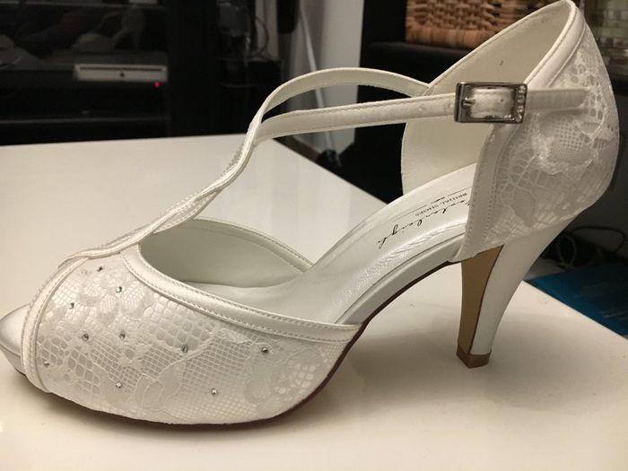 Chaussures site "instants précieux" - 1