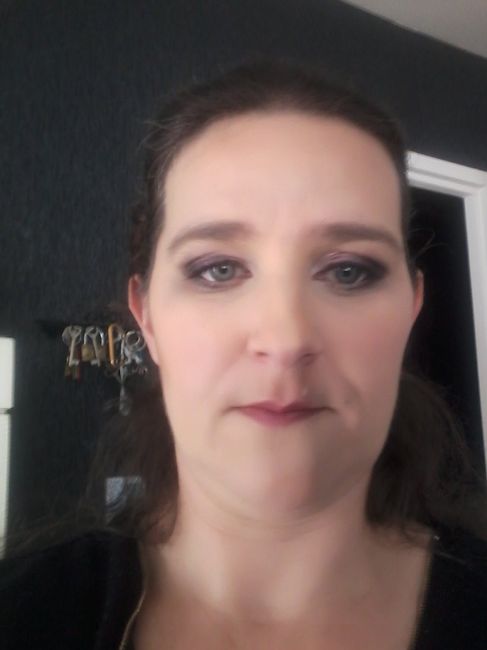 Essai maquillage raté 8