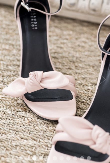 Chaussures peut-être trouvées - 2