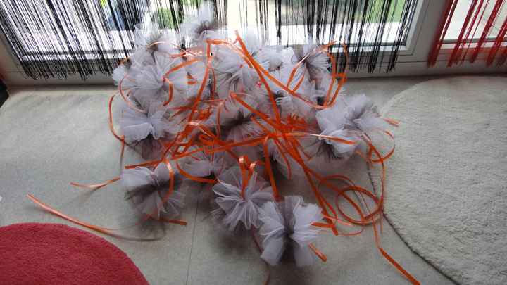 Pompons pour les voitures 