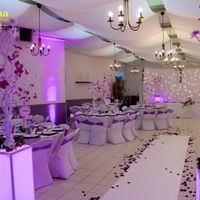 avec les chaises sans les noeuds