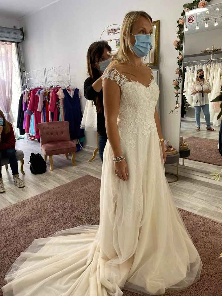 Collier et boucles d'oreilles - 1